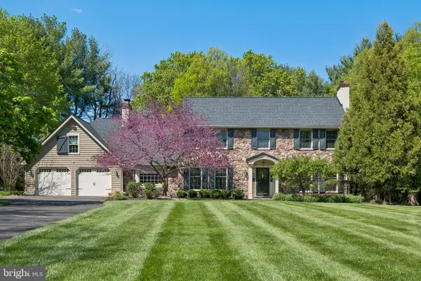 2 Hedgerow Dr, SPRING HOUSE, PA 19477