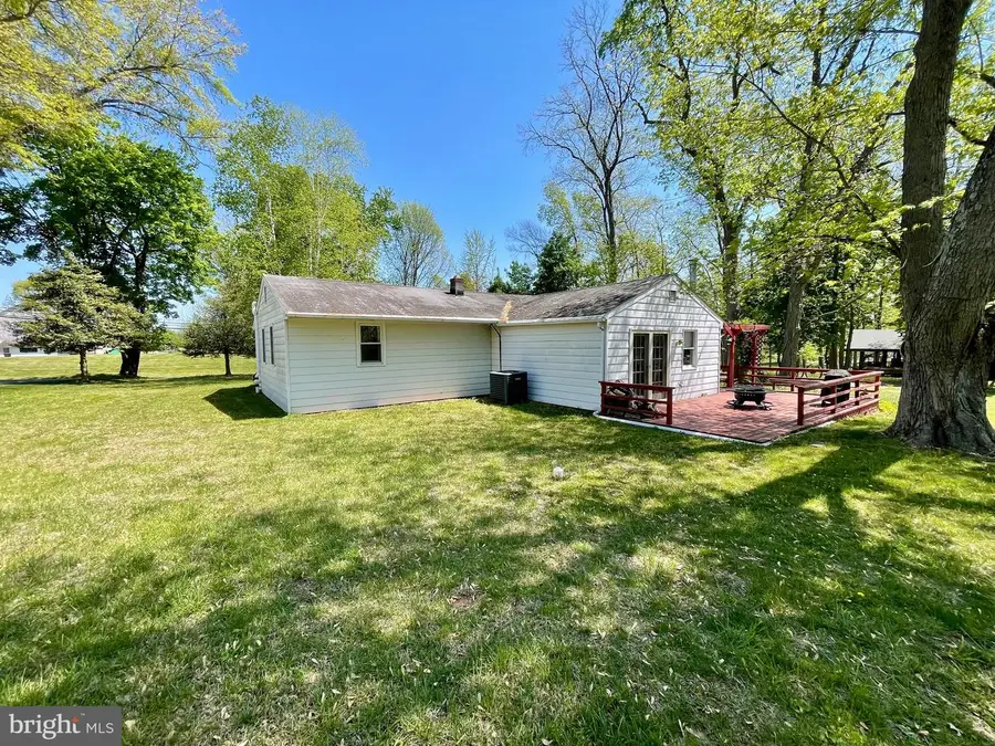 129 S Limerick Rd, Royersford, PA 19468 - #3
