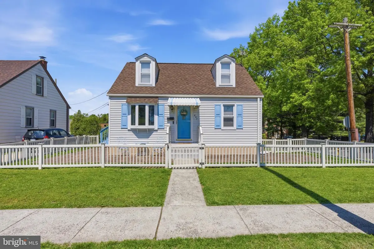 897 N Adams St, Pottstown, PA 19464 - #1