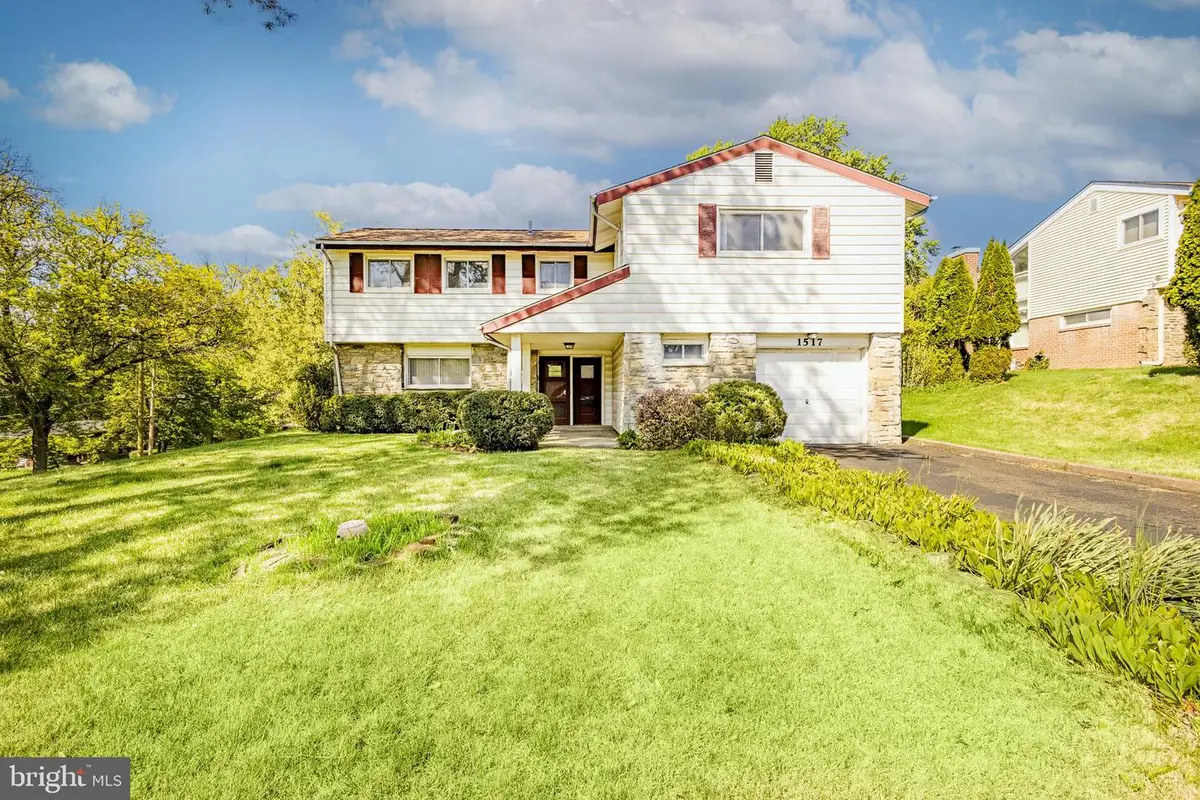 1517 Thornberry Rd, Wyncote, PA 19095 - #1