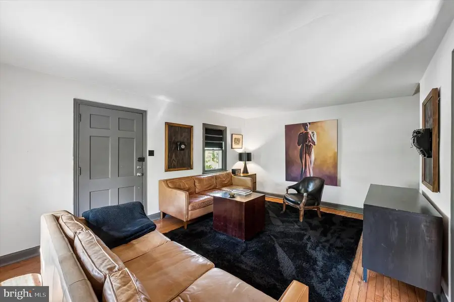 105 Rock Glen Rd, Wynnewood, PA 19096 - #3