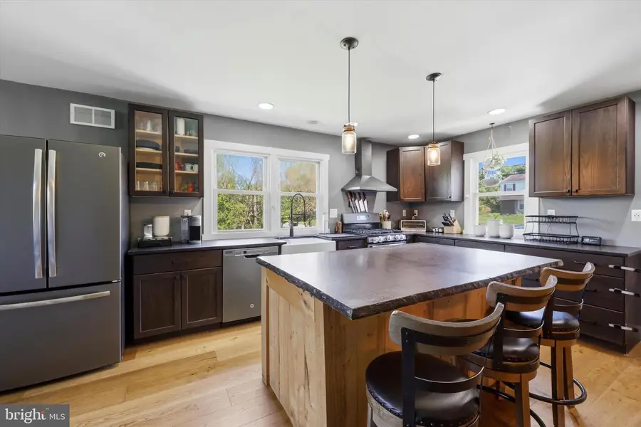 307 E Mount Kirk Ave, Norristown, PA 19403 - #2