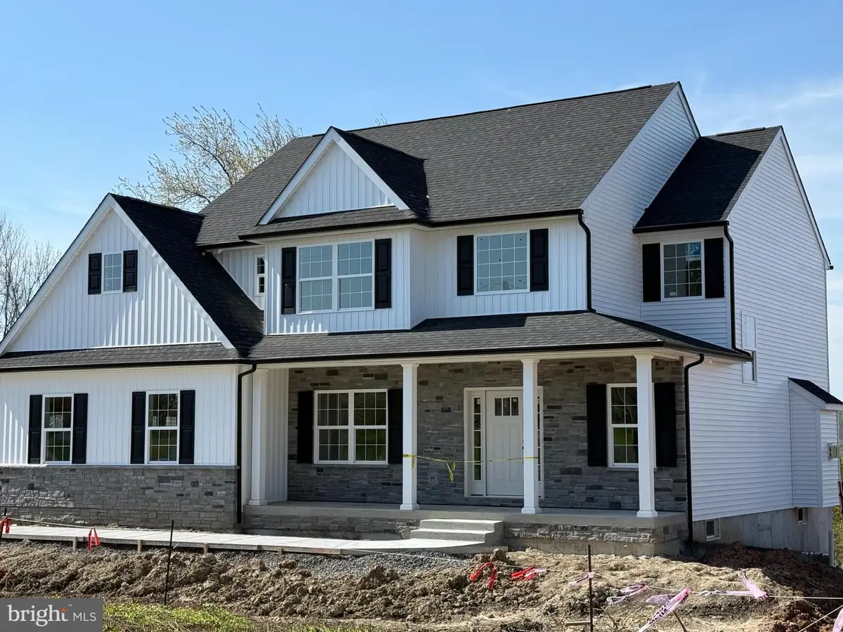 208 Schwenk Rd, Perkiomenville, PA 18074 - #1