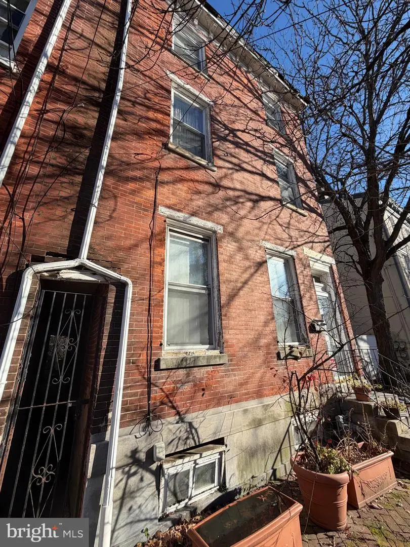 39 Jacoby St, Norristown, PA 19401 - #3