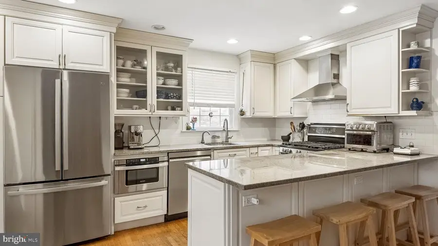 408 Conway Ave, Narberth, PA 19072 - #3