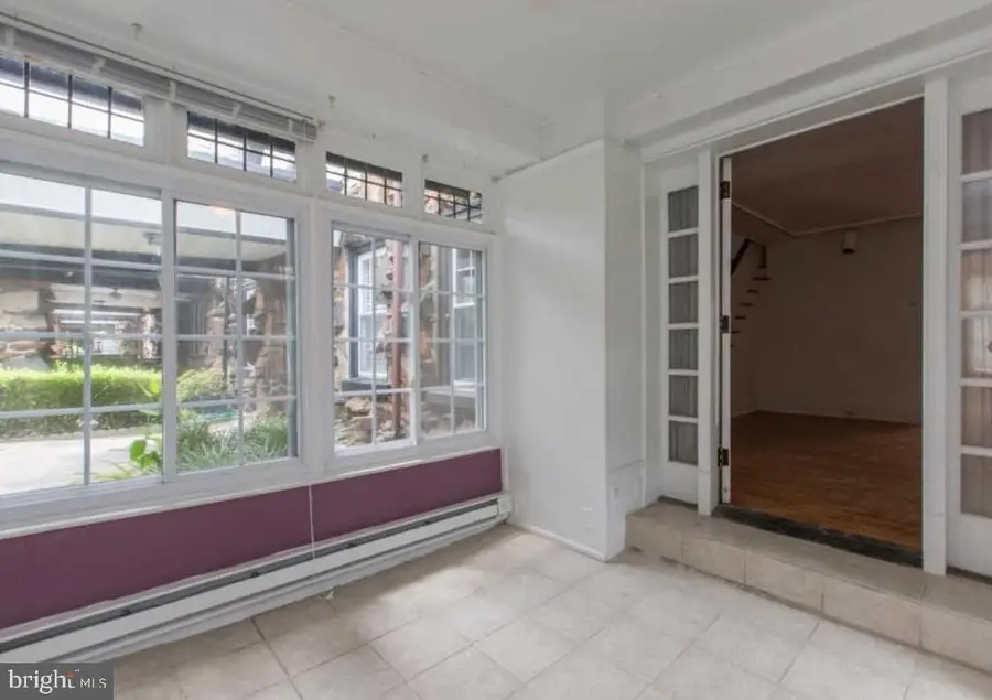 165 Stoneway Ln, Bala Cynwyd, PA 19004 - #3