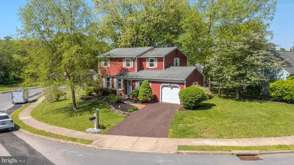 540 Pioneer Cir, HARLEYSVILLE, PA 19438