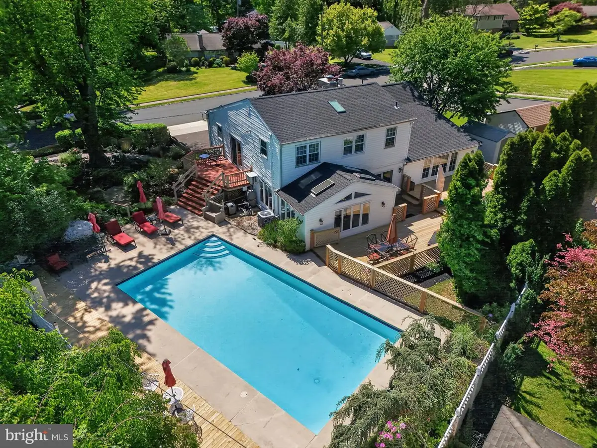 821 Beverly Rd, Rydal, PA 19046 - #1