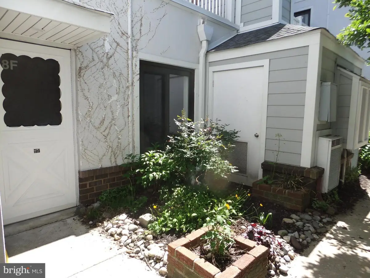 1750 Oakwood Ter #8f, Penn Valley, PA 19072 - #1