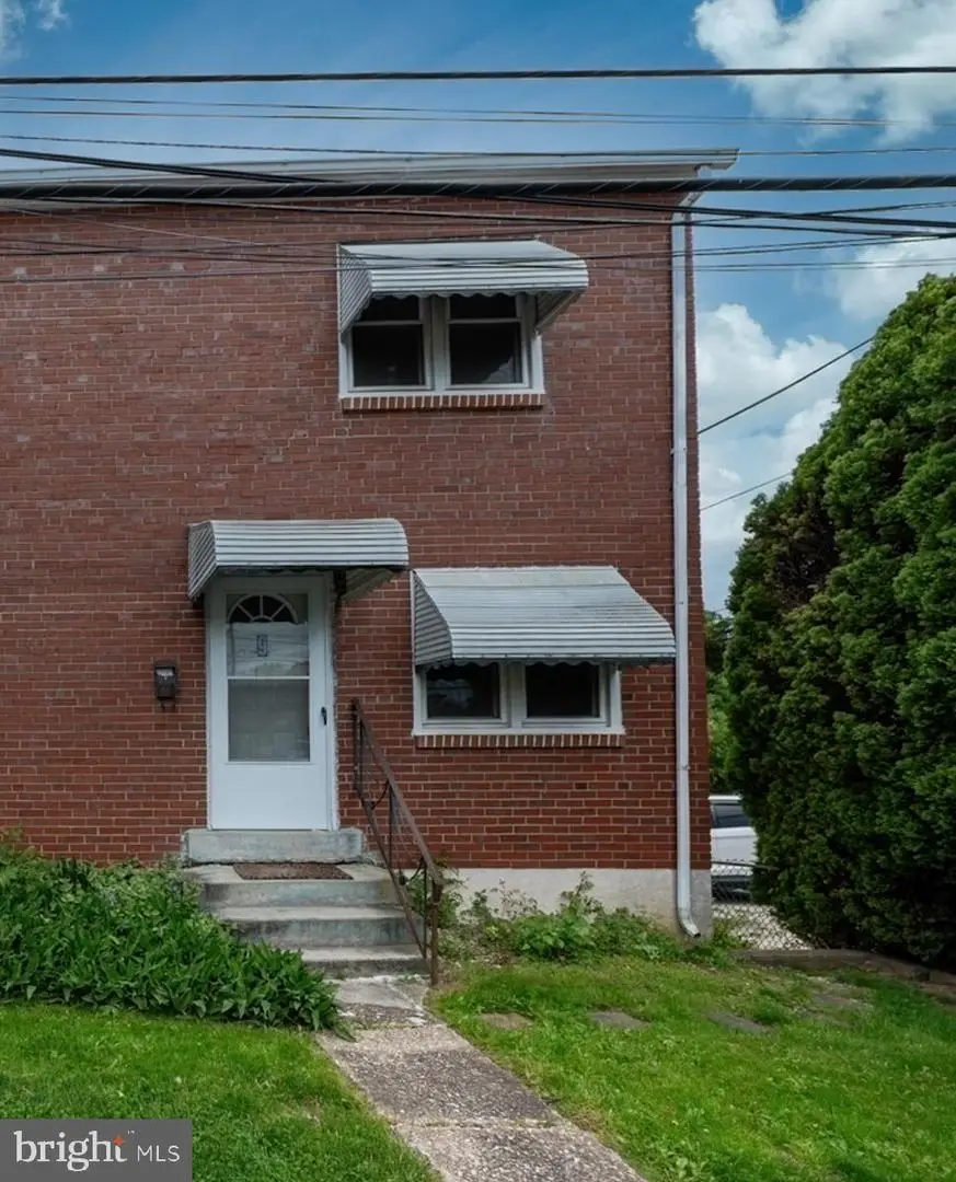 9 David Rd, Bridgeport, PA 19405 - #1