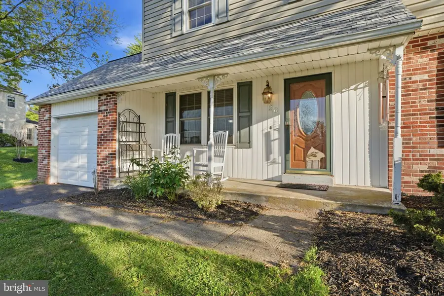 26 Iroquois Dr, Royersford, PA 19468 - #3