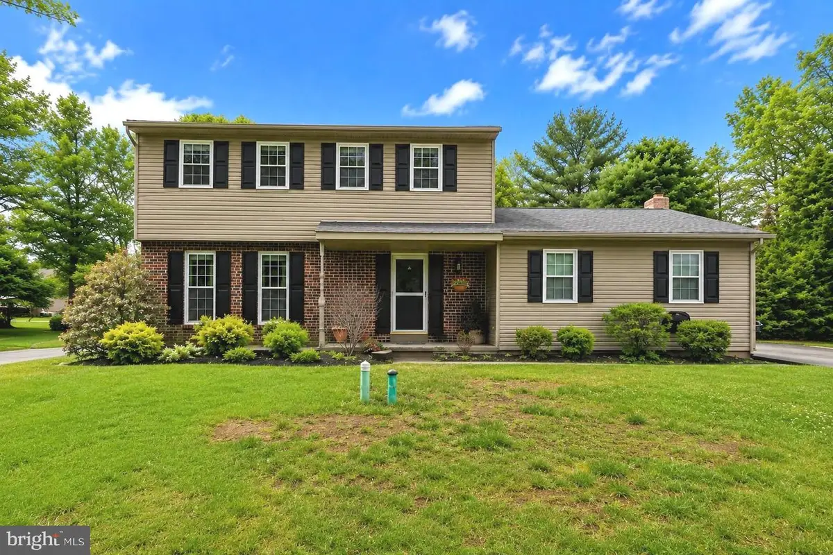 2748 Valley Woods Rd, Hatfield, PA 19440 - #1