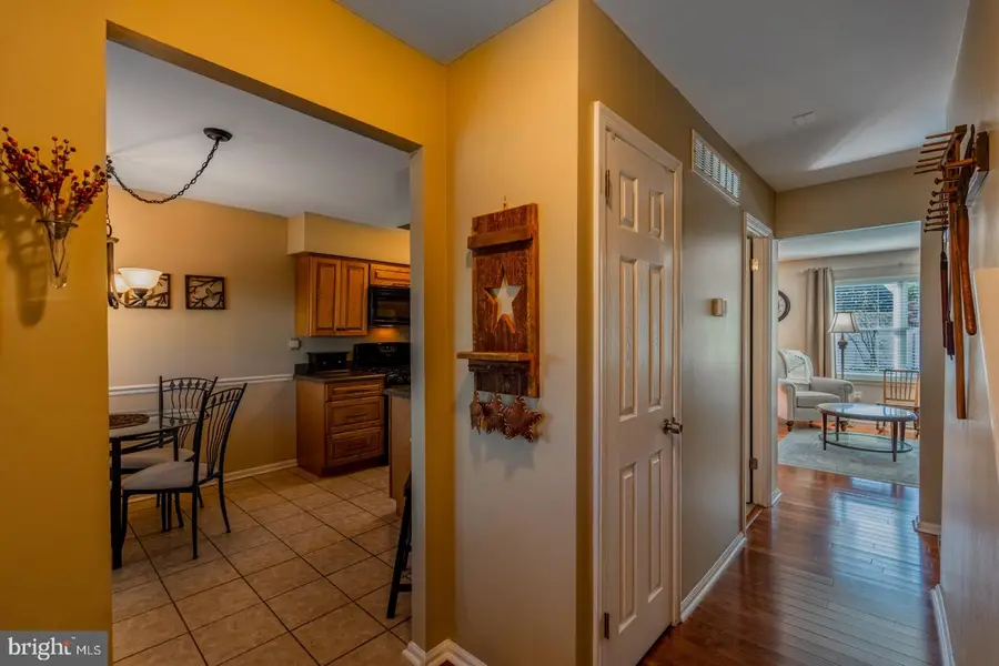 144 Hunt Dr, Horsham, PA 19044 - #3