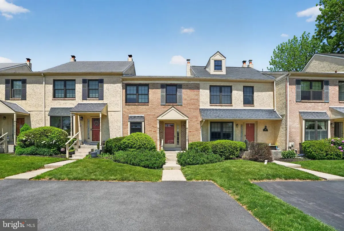 547 Canterbury Rd, West Norriton, PA 19403 - #1