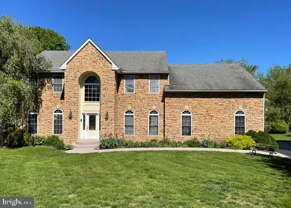 114 Memory Ln, Telford, PA 18969 - #1