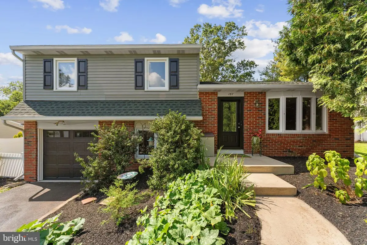 167 Meadowland Dr, Red Hill, PA 18076 - #1