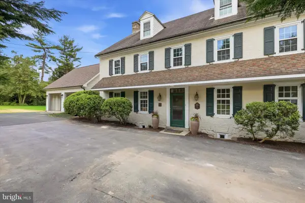 500 E Mill Rd, FLOURTOWN, PA 19031