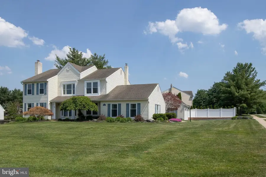 2284 Locust Dr, Lansdale, PA 19446 - #2