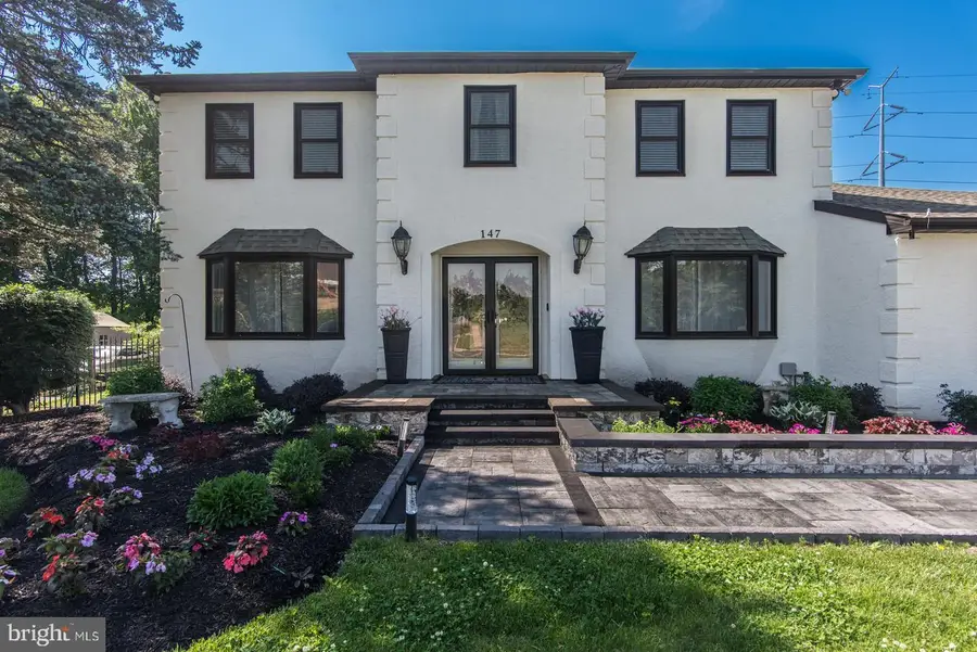 147 Gwynmont Dr, North Wales, PA 19454 - #3