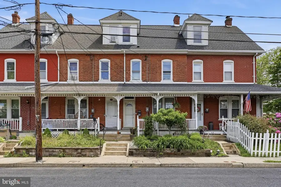 42 W Hamlin Ave, Telford, PA 18969 - #3