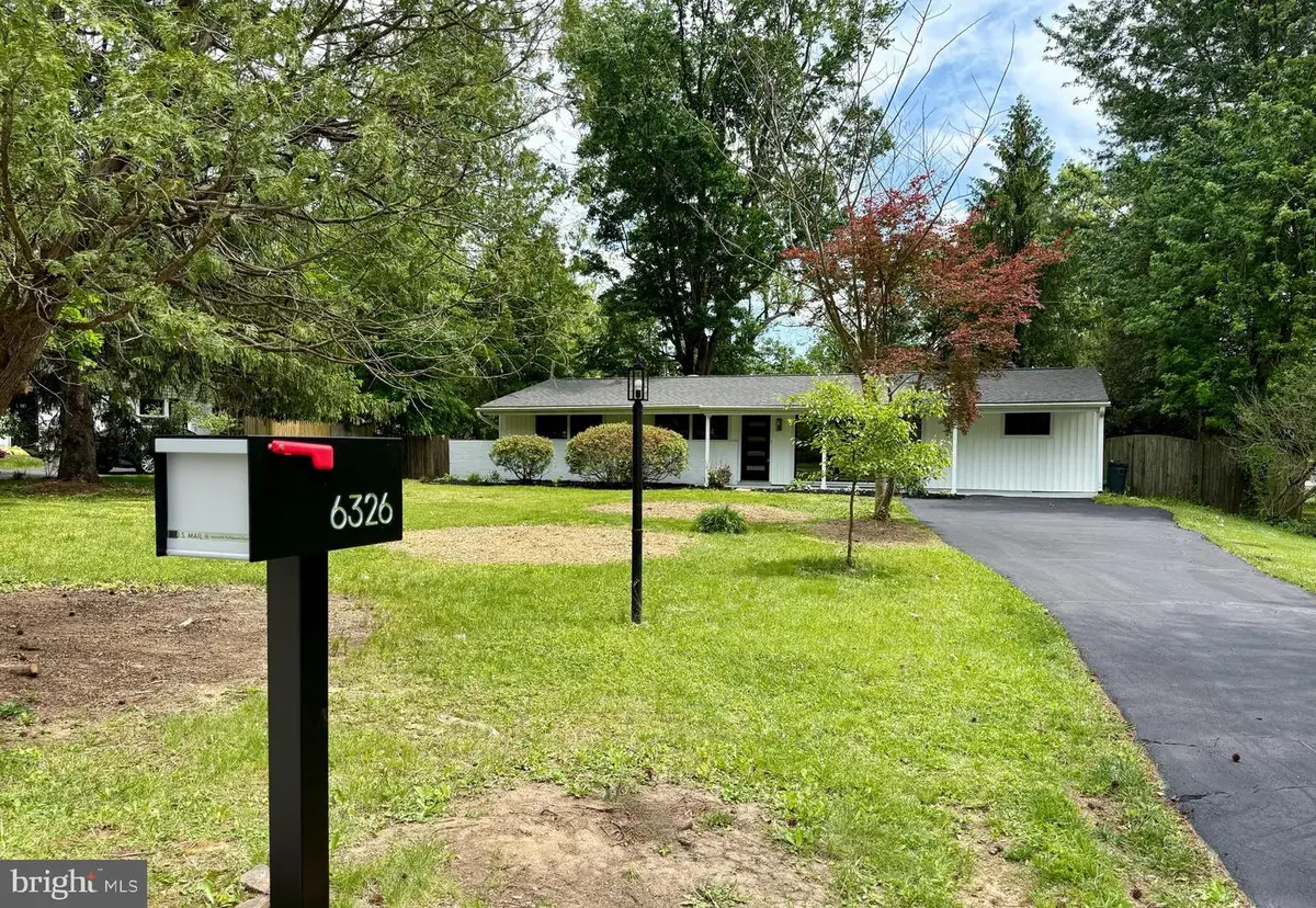 6326 Farmar Ln, Flourtown, PA 19031 - #1