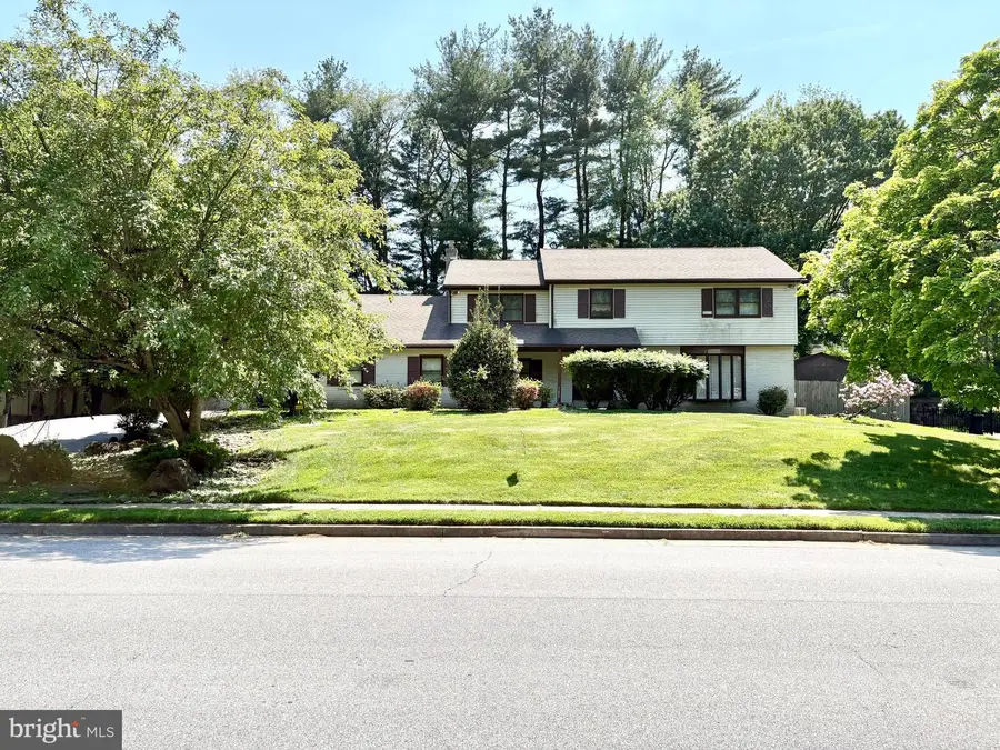 1210 Mettler Rd, Huntingdon Valley, PA 19006 - #3
