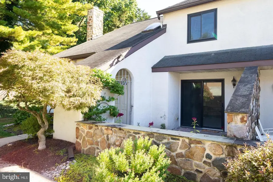 152 Pinecrest Ln, King Of Prussia, PA 19406 - #3