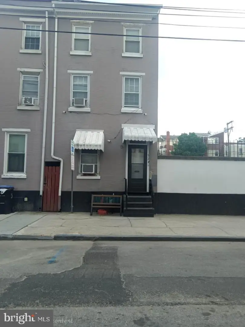 524 Cherry St, Norristown, PA 19401 - #1