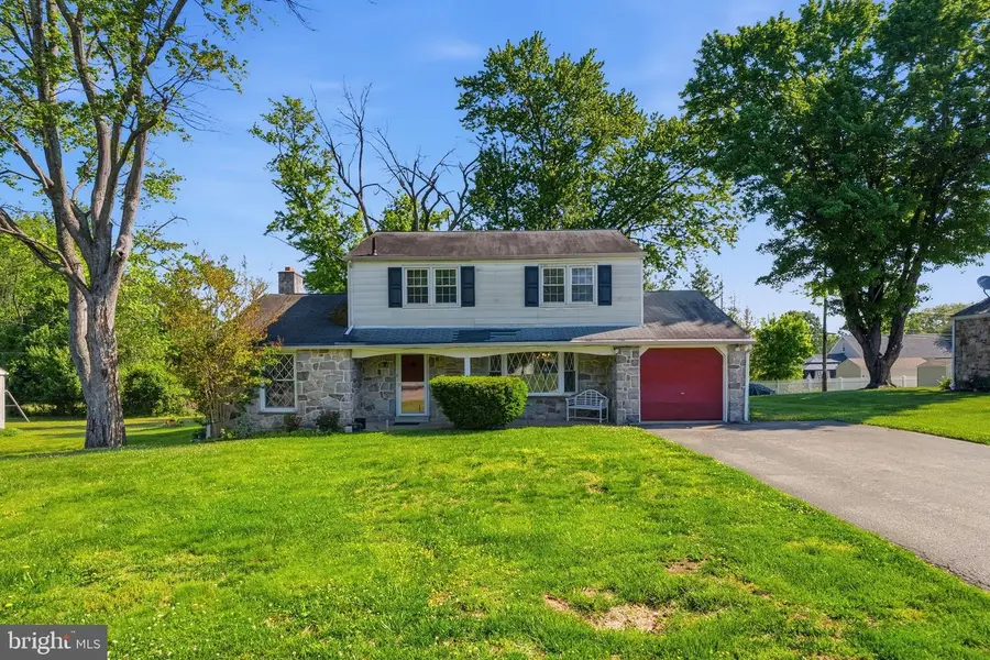 1825 Sterigere St, West Norriton, PA 19403 - #2