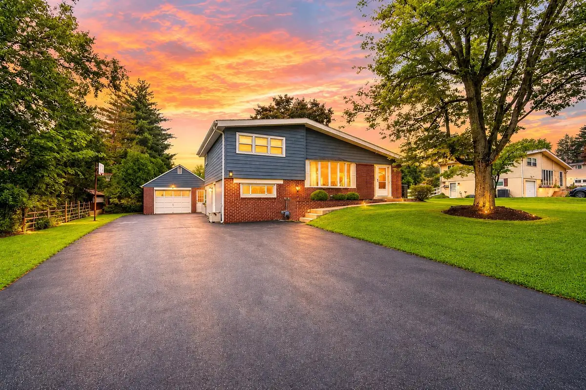1649 Muhlenburg Dr, Blue Bell, PA 19422 - #1