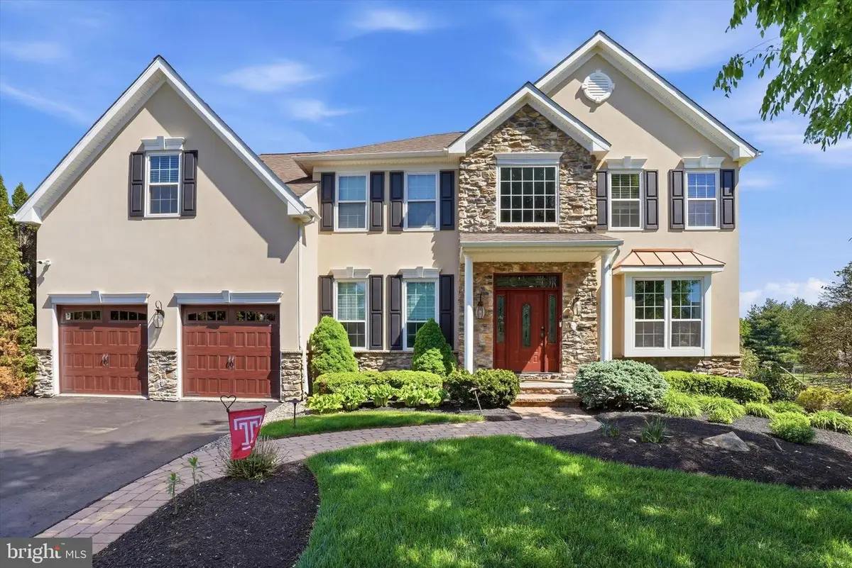 17 Carriage Cir, Royersford, PA 19468 - #1