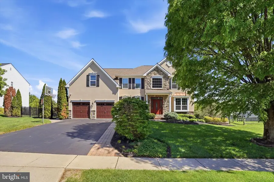 17 Carriage Cir, Royersford, PA 19468 - #2