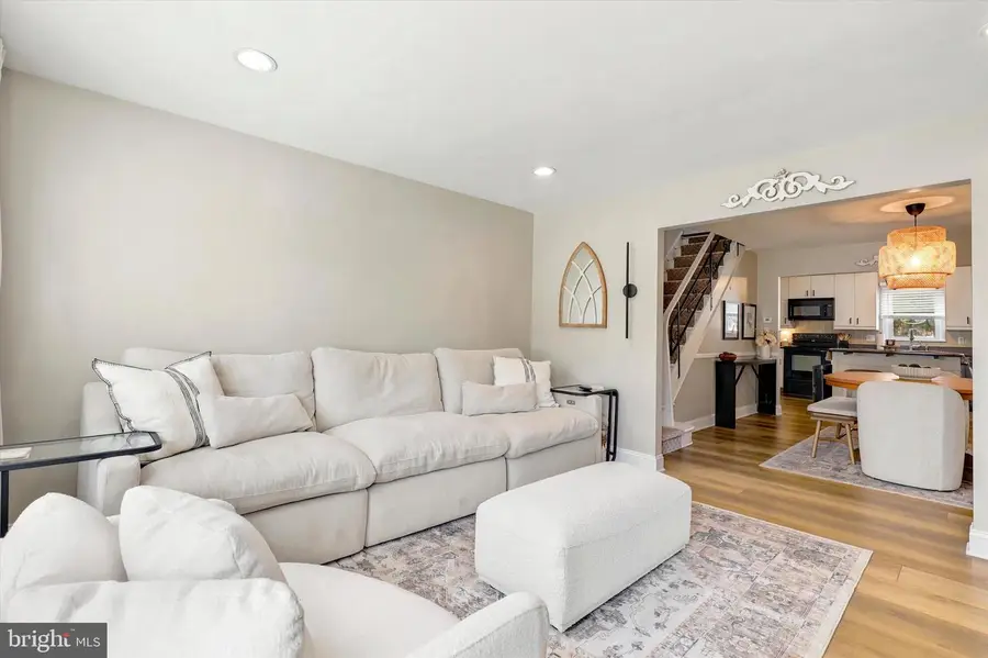 239 E 12th Ave, Conshohocken, PA 19428 - #2