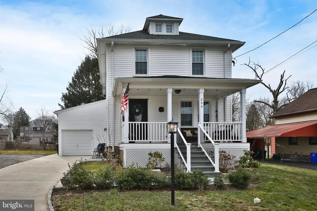 206 Wood St, Hatboro, PA 19040 - #1