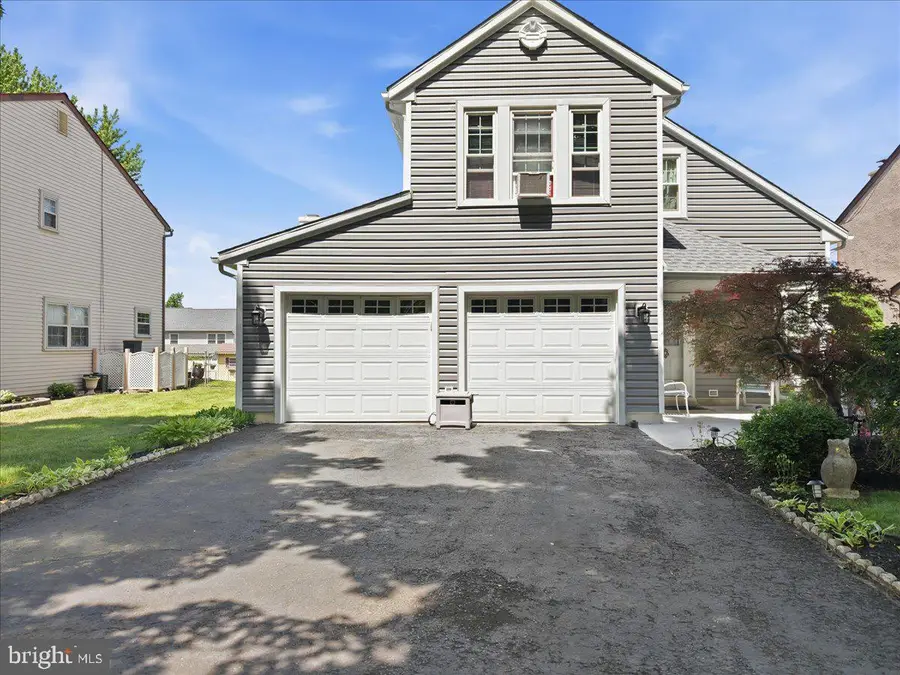 12 Pebble Dr, Horsham, PA 19044 - #3