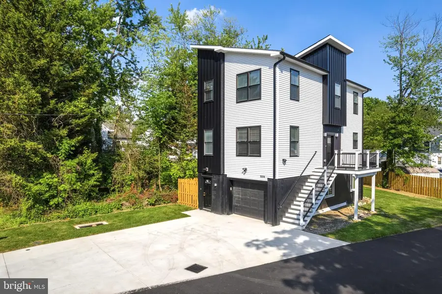 2370 Randolph St, Huntingdon Valley, PA 19006 - #3