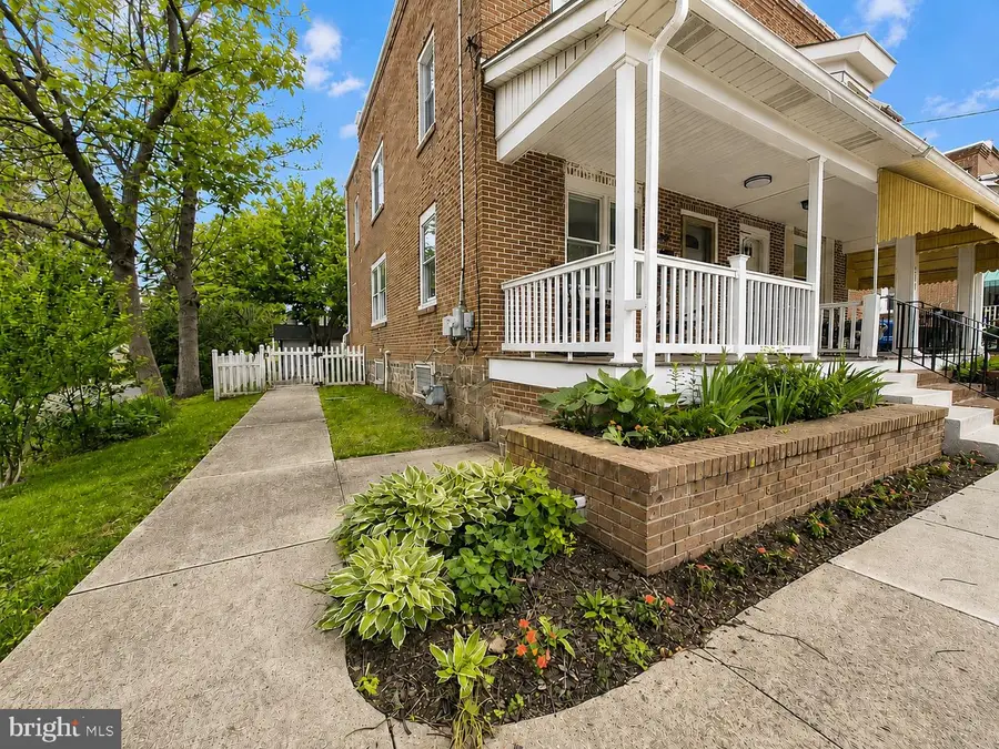 209 S 4th St, North Wales, PA 19454 - #2
