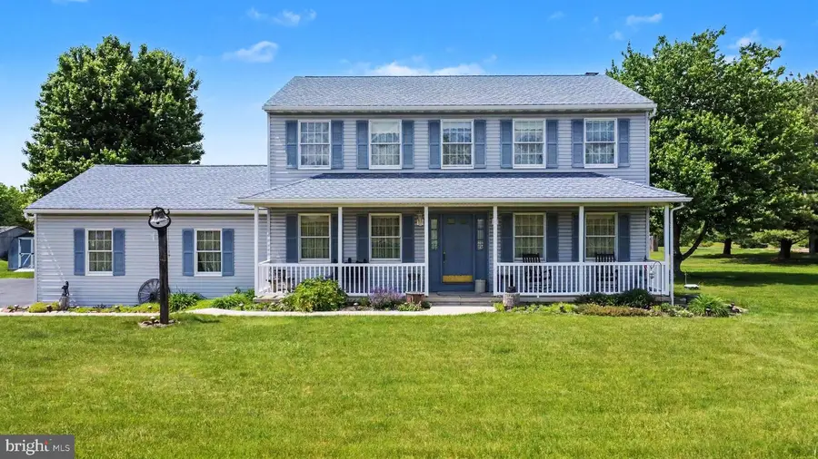 25 William Penn Dr, Schwenksville, PA 19473 - #2