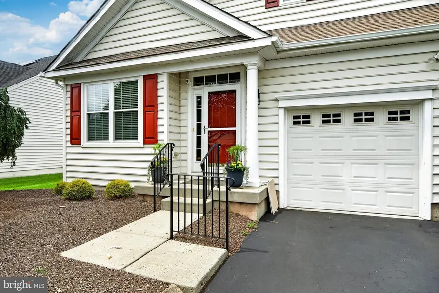 175 Masters Dr, Pottstown, PA 19464 - #3