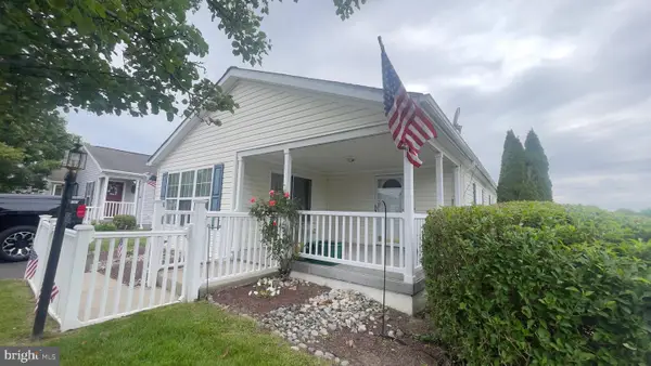 2025 Longwood Pl #2025, NORTH WALES, PA 19454
