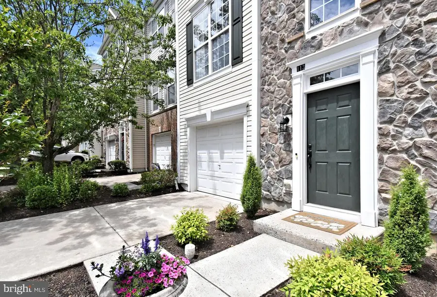 113 Hudson Dr, Phoenixville, PA 19460 - #3