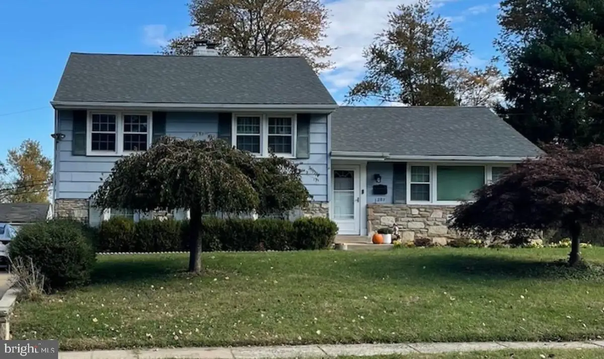 1207 Greenhill Rd, Flourtown, PA 19031 - #1
