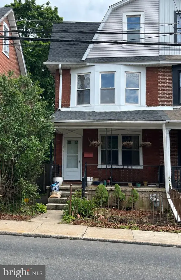 213 Ardmore Ave, ARDMORE, PA 19003