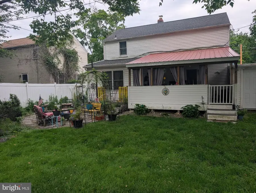 417 N Warminster Rd, Hatboro, PA 19040 - #2