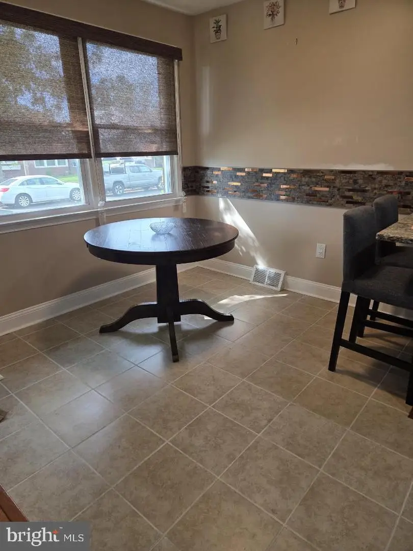 1413 Edgewood Ave, Abington, PA 19001 - #3