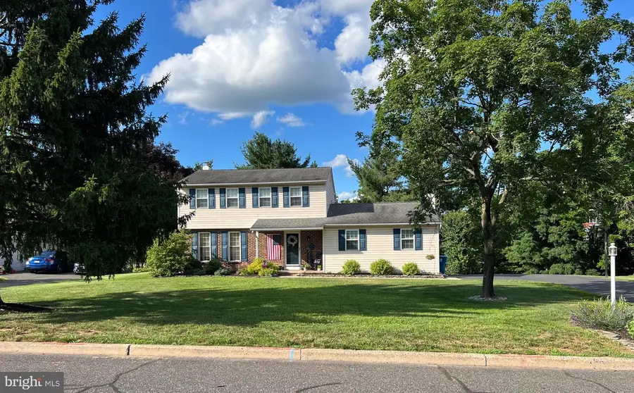 725 Scenic Dr, Harleysville, PA 19438 - #3