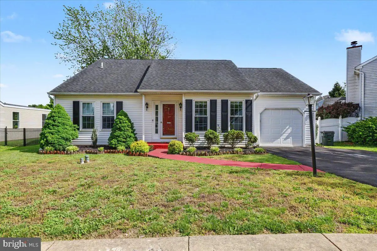 105 Abbey Dr, Royersford, PA 19468 - #1