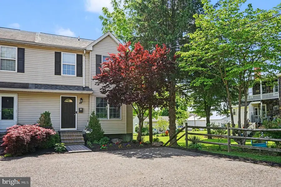 418 State St, East Greenville, PA 18041 - #2