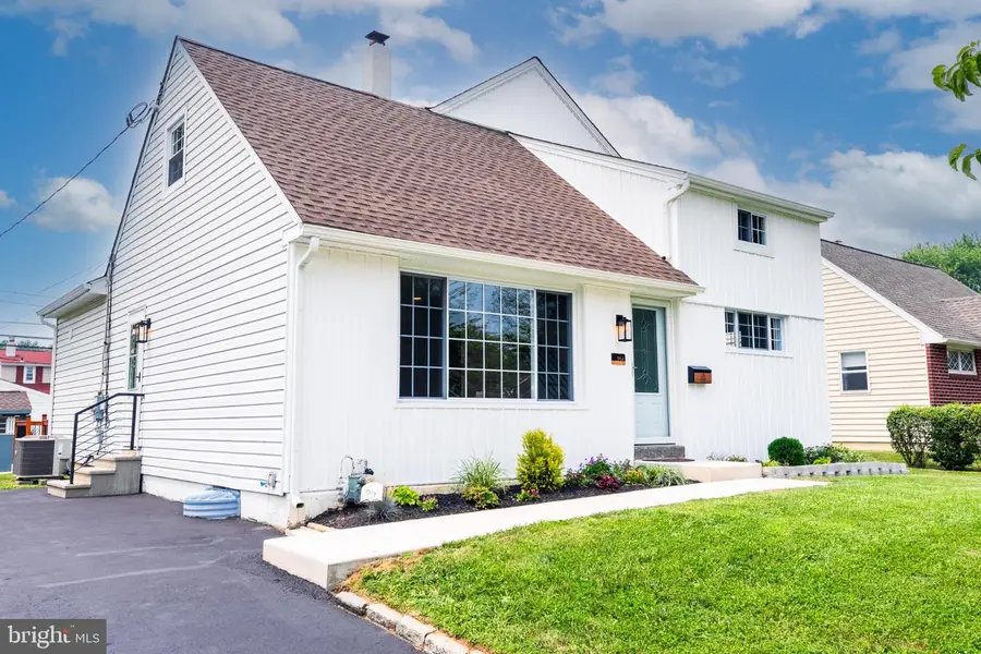 354 W Signal Hill Rd, King Of Prussia, PA 19406 - #2