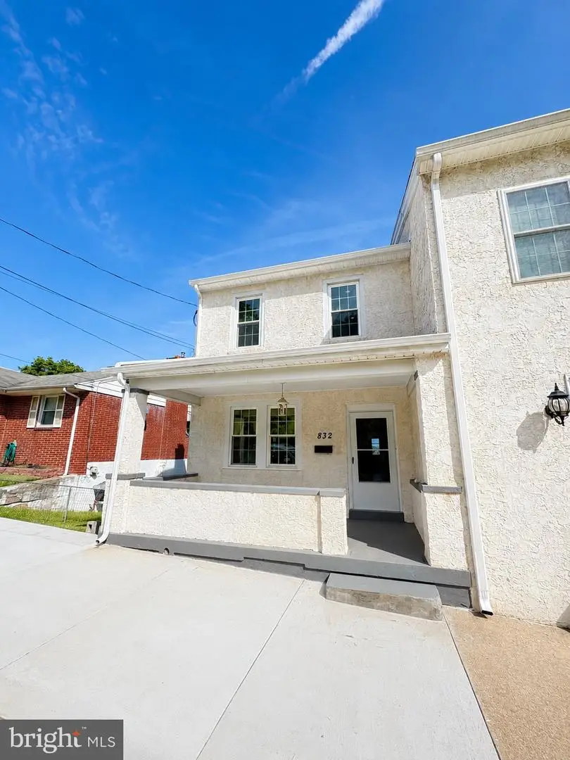 832 Bush St, Bridgeport, PA 19405 - #1